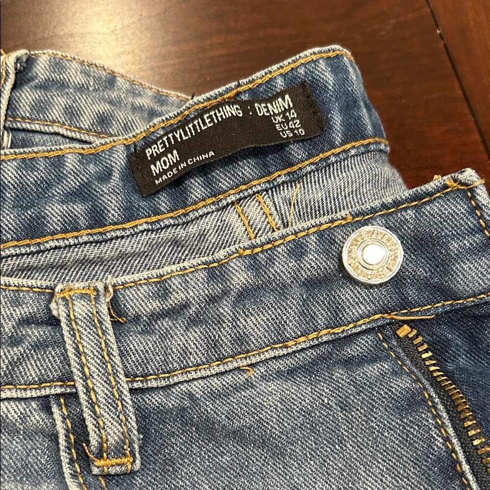 PrettyLittleThing High Rise Blue Denim Jeans